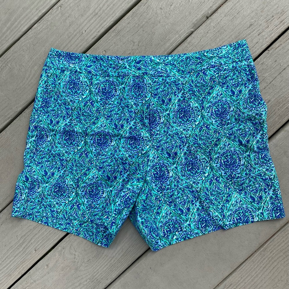 NWOT Talbots - Woman’s green/blue/white pattern high rise shorts, Size: 10